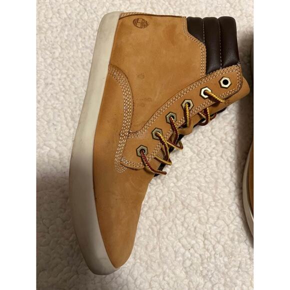 Timberlands - Picture 6 of 8